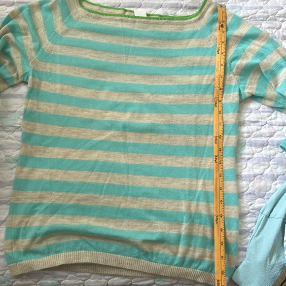 J. CREW BLUE, WHITE, AND A GREEN NECKLINE - Picture 5 of 5